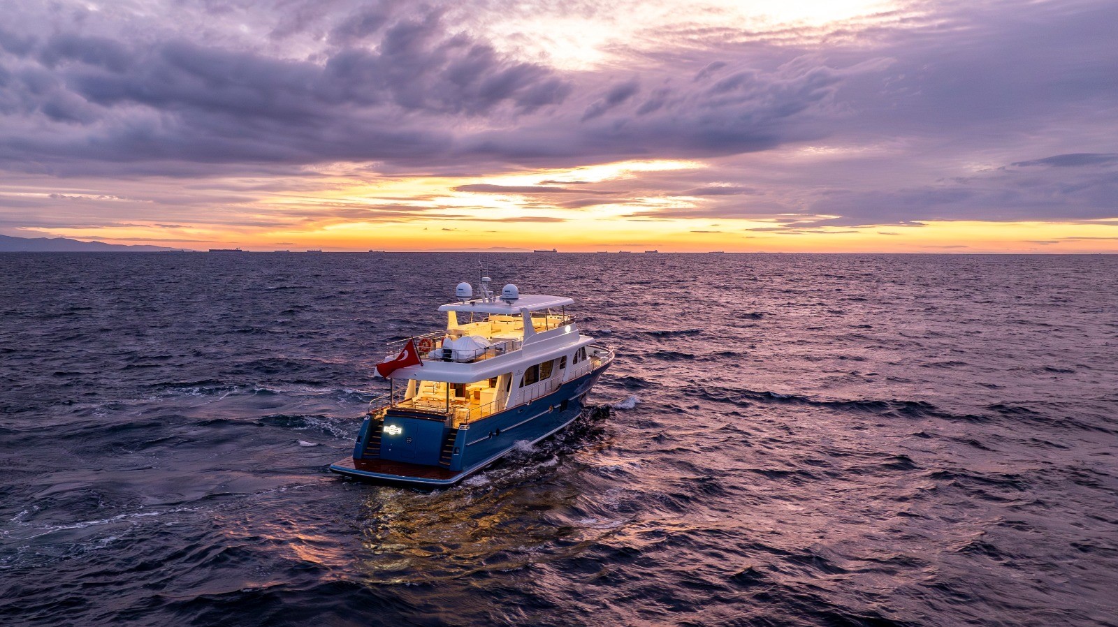 Queensland Boat Tours